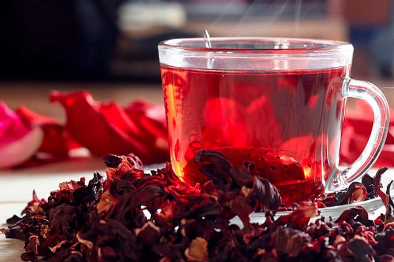 Conheça os benefícios do chá de hibisco para a saúde