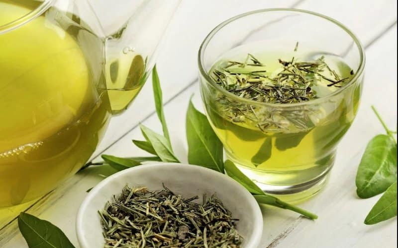 Chá verde para reduzir a celulite