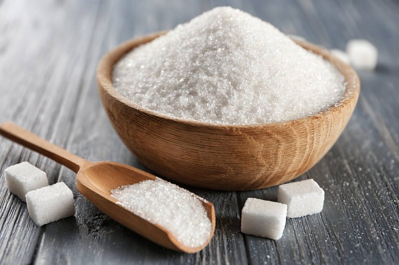Os malefícios do açúcar branco para a saúde