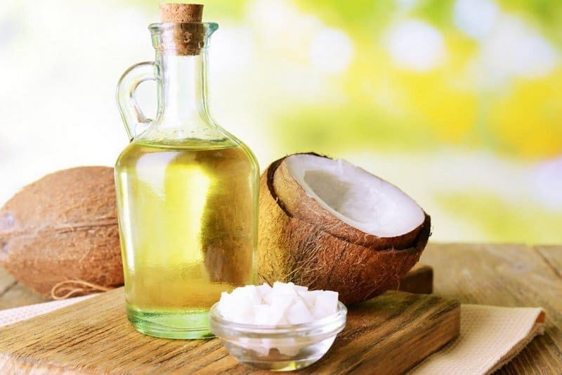 Veja aqui quais os benefícios do óleo de coco